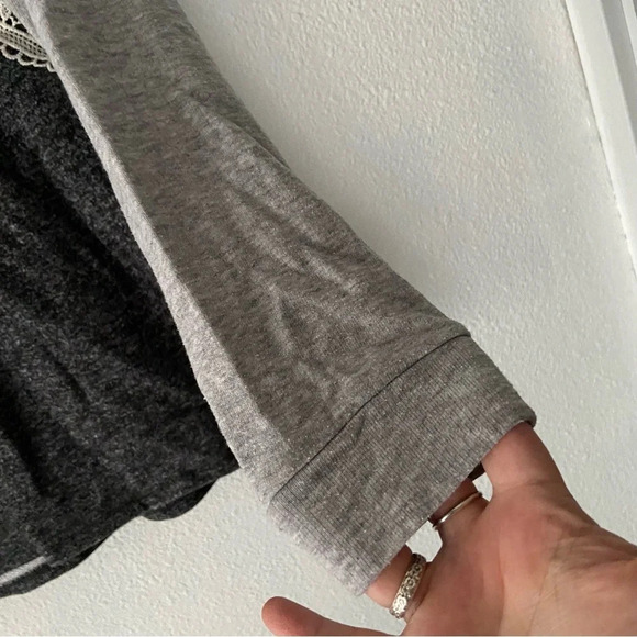 Rewind Cozy Terry Cloth Lace Sweater Top Gray XS Casual Lounge - Picture 7 of 9